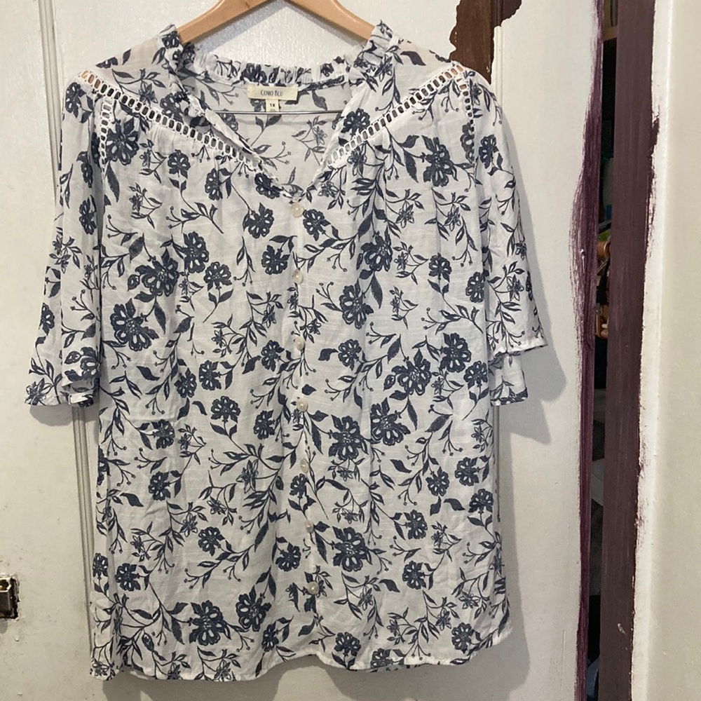 Como Blu Women’s Plus Top size 1X